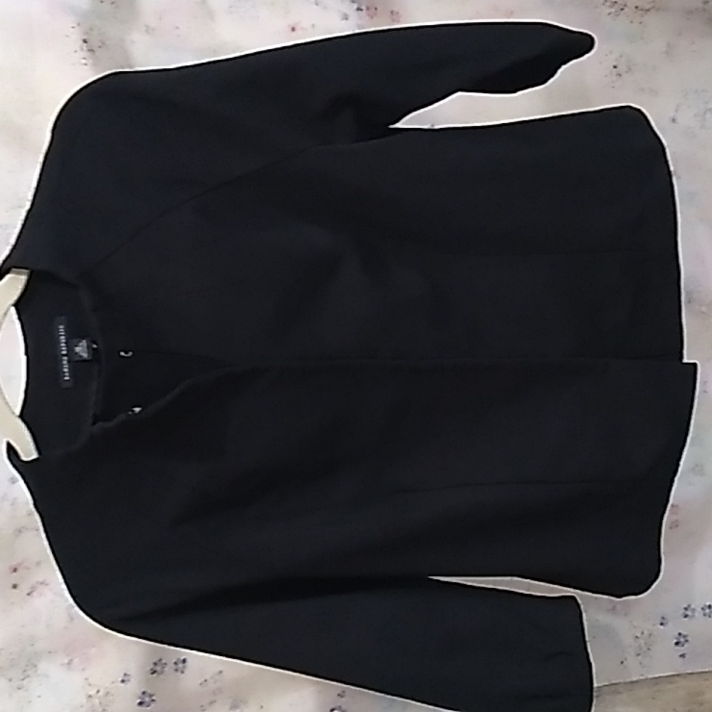Banana Republic sophisticated black blazer/ jacket with hidden clasp closures.
